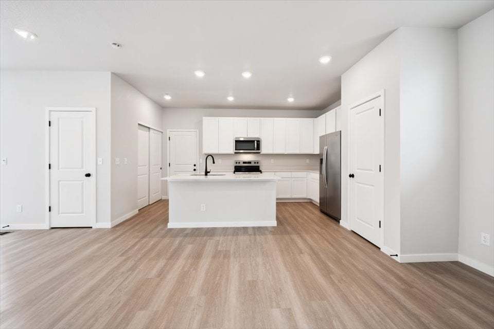 22746 E. 47th Place (The Stratton | Residence 320) - floorplan image