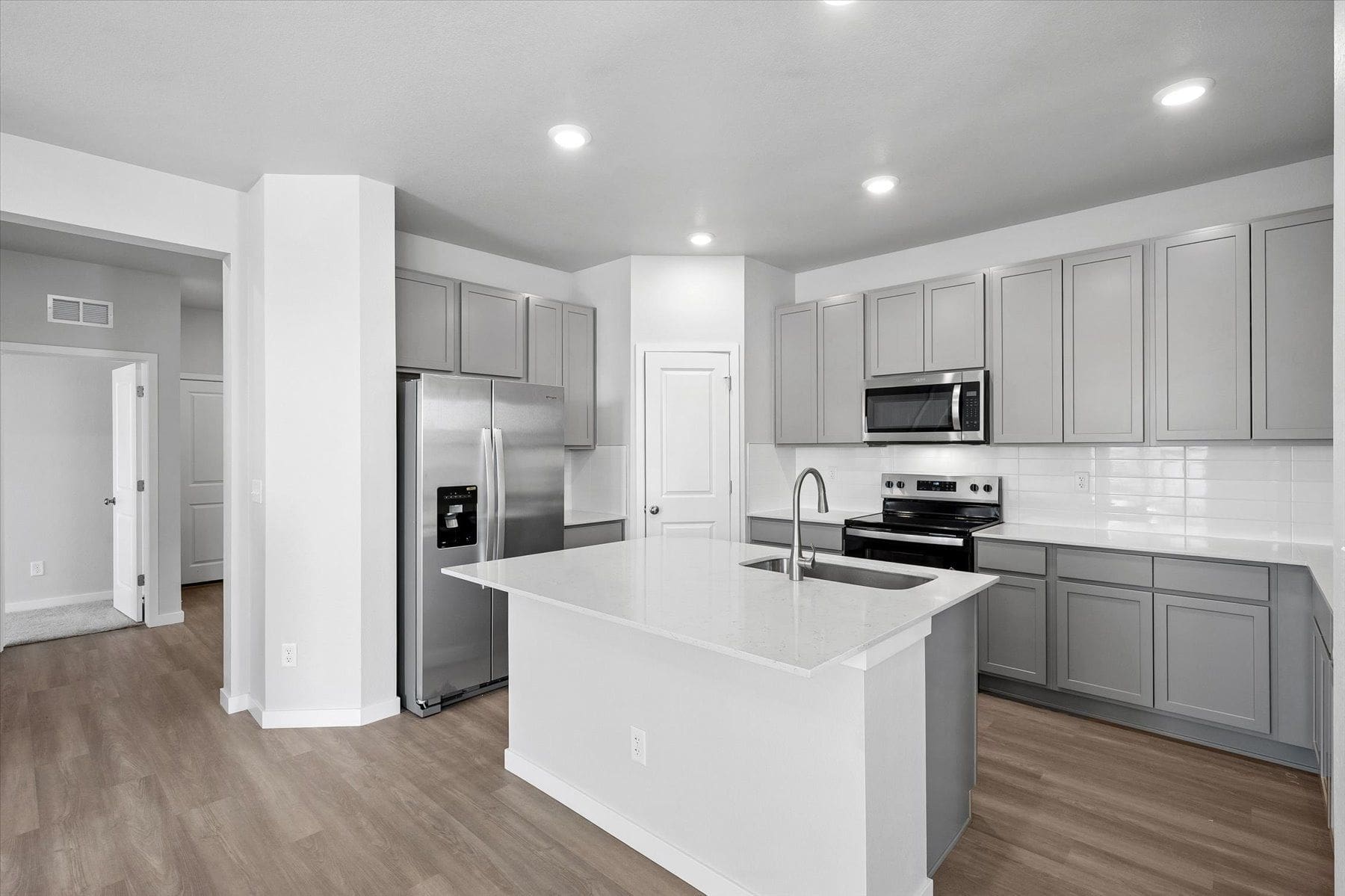4709 N. Valdai Court (The Madison | Residence 330) - floorplan image