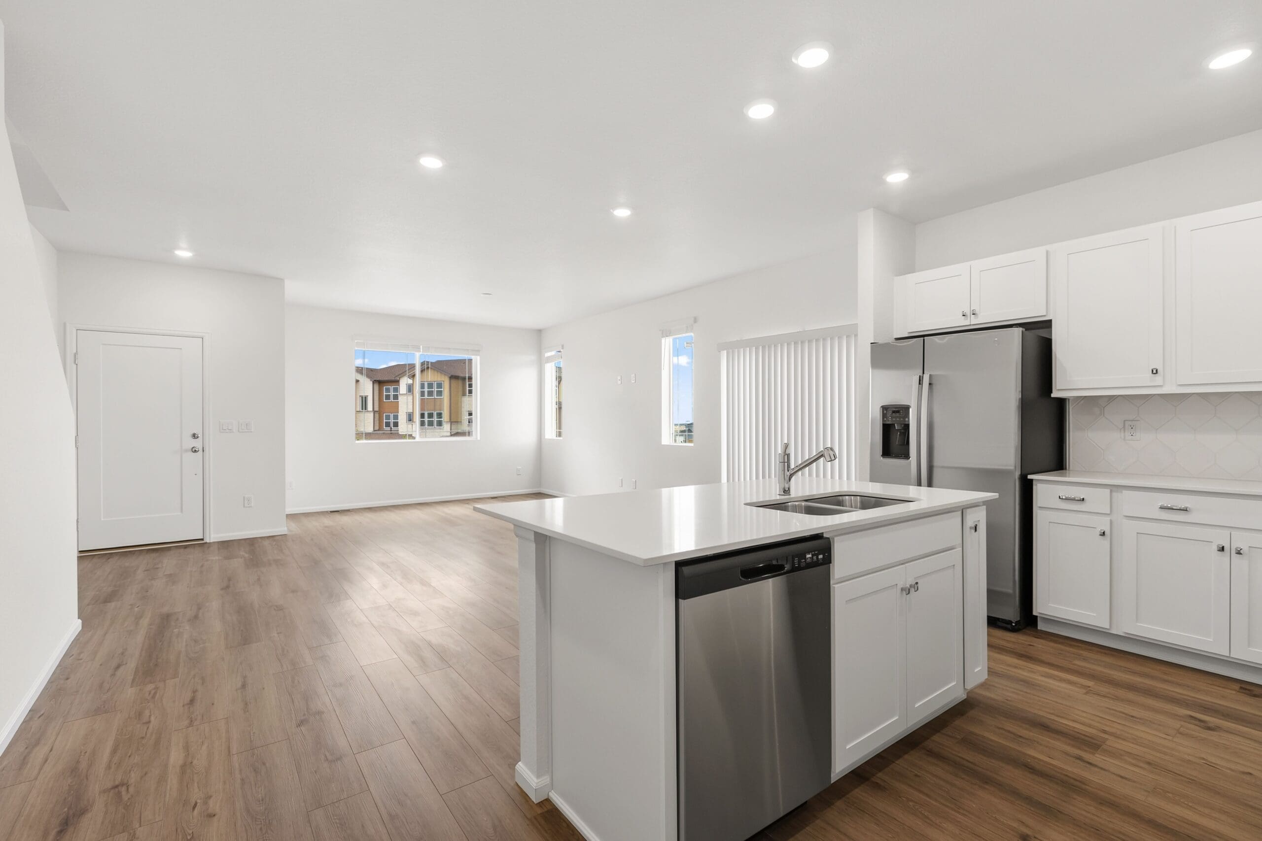 24246 E. 53rd Drive (Plan 2213) - floorplan image