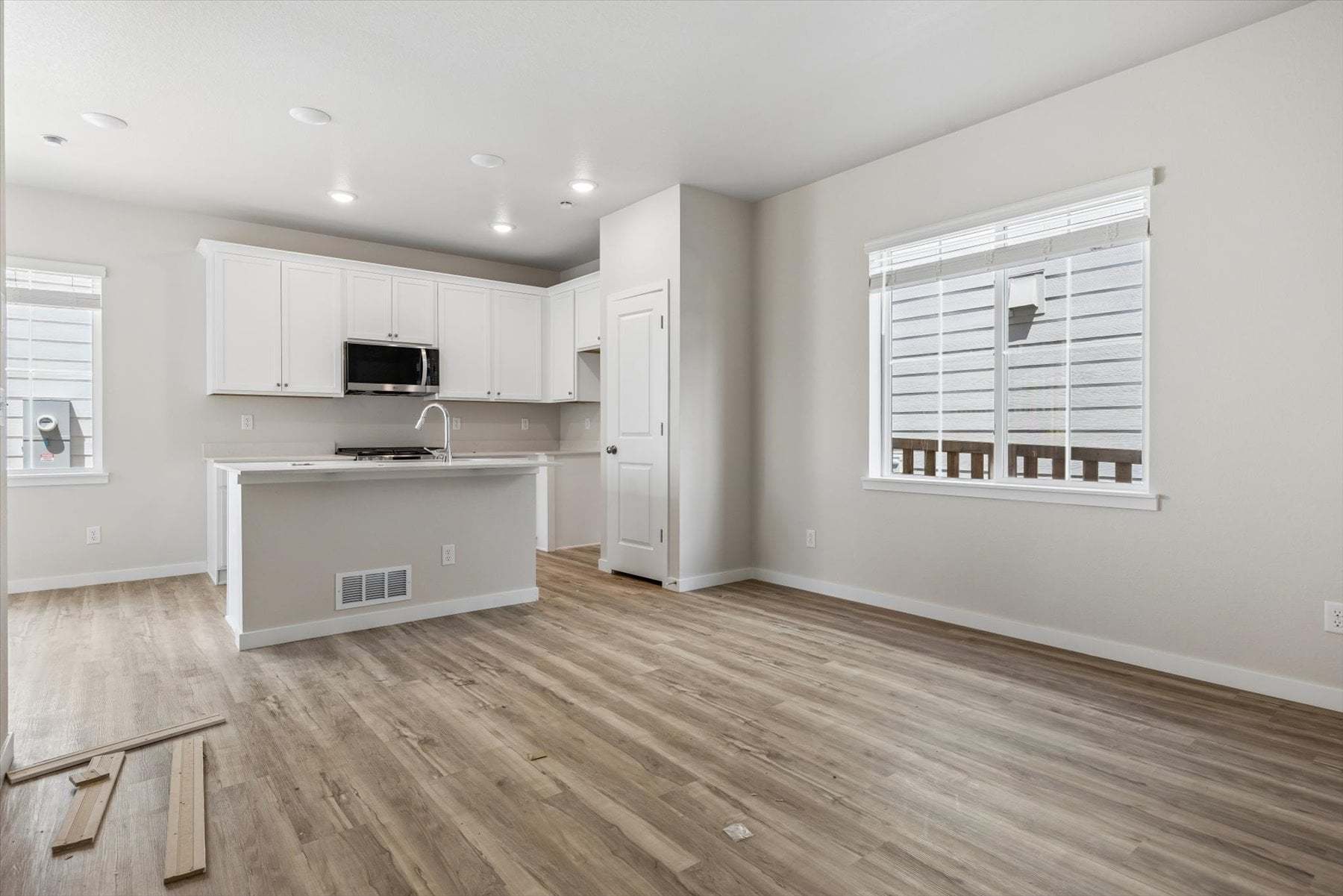 22759 E. 47th Drive (The Edge | Residence MC211) - floorplan image