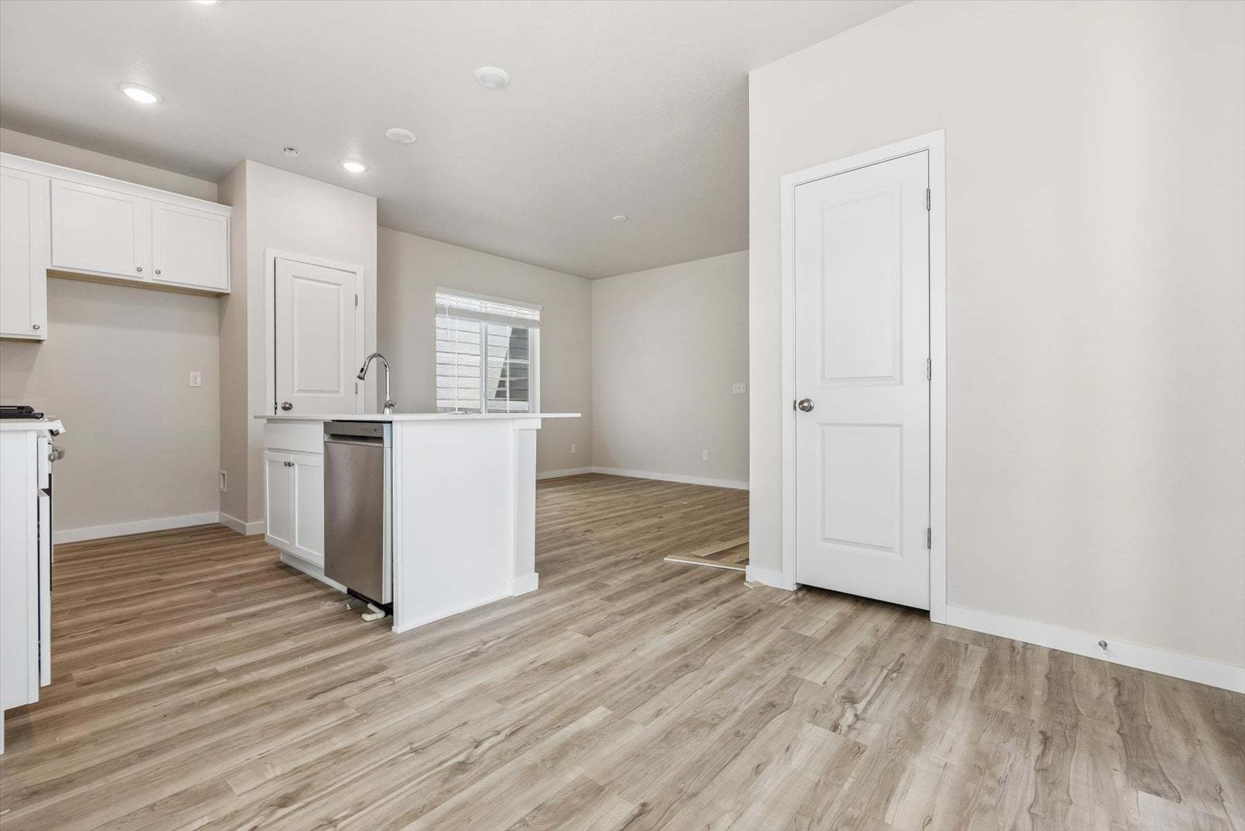 22759 E. 47th Drive (The Edge | Residence MC211) - floorplan image