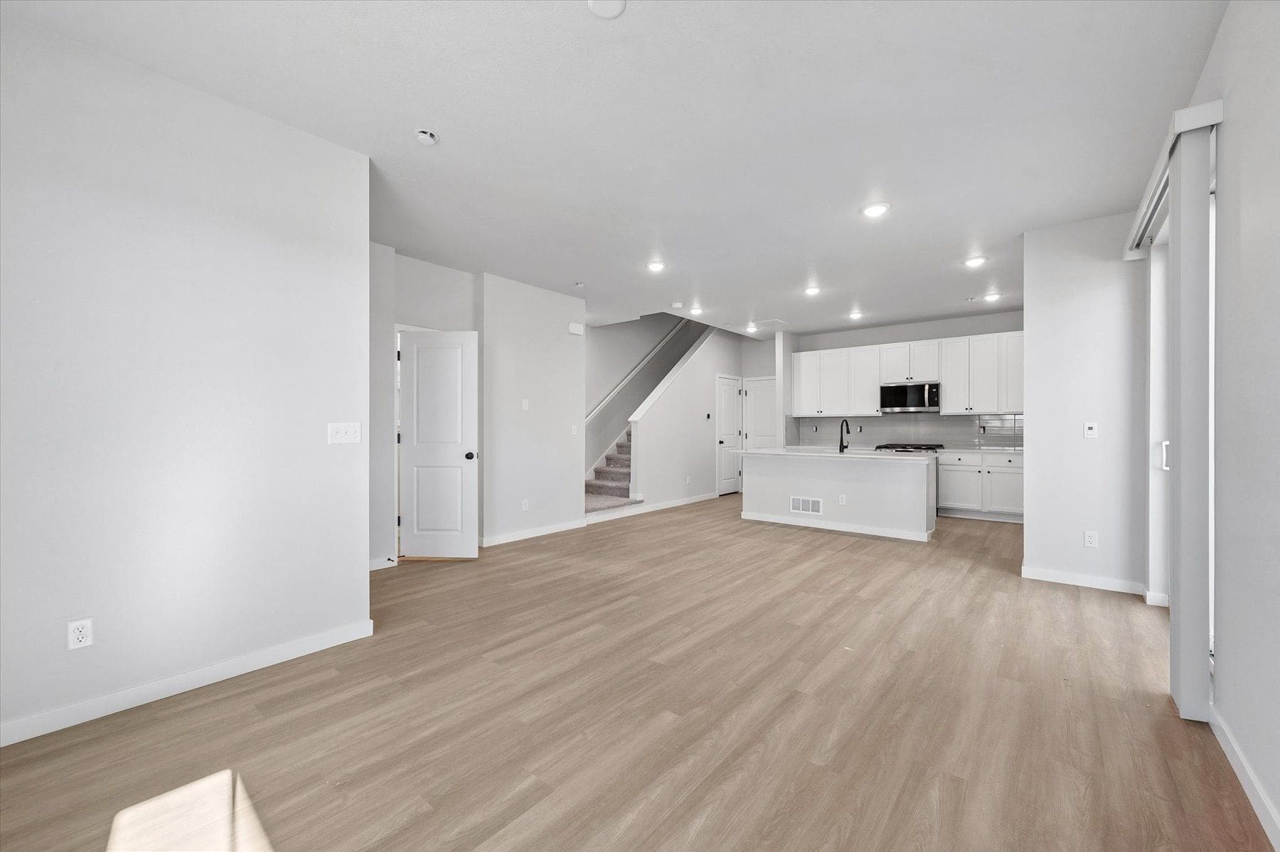 22695 E. 47th Avenue (The Winslow | Residence 21325) - floorplan image