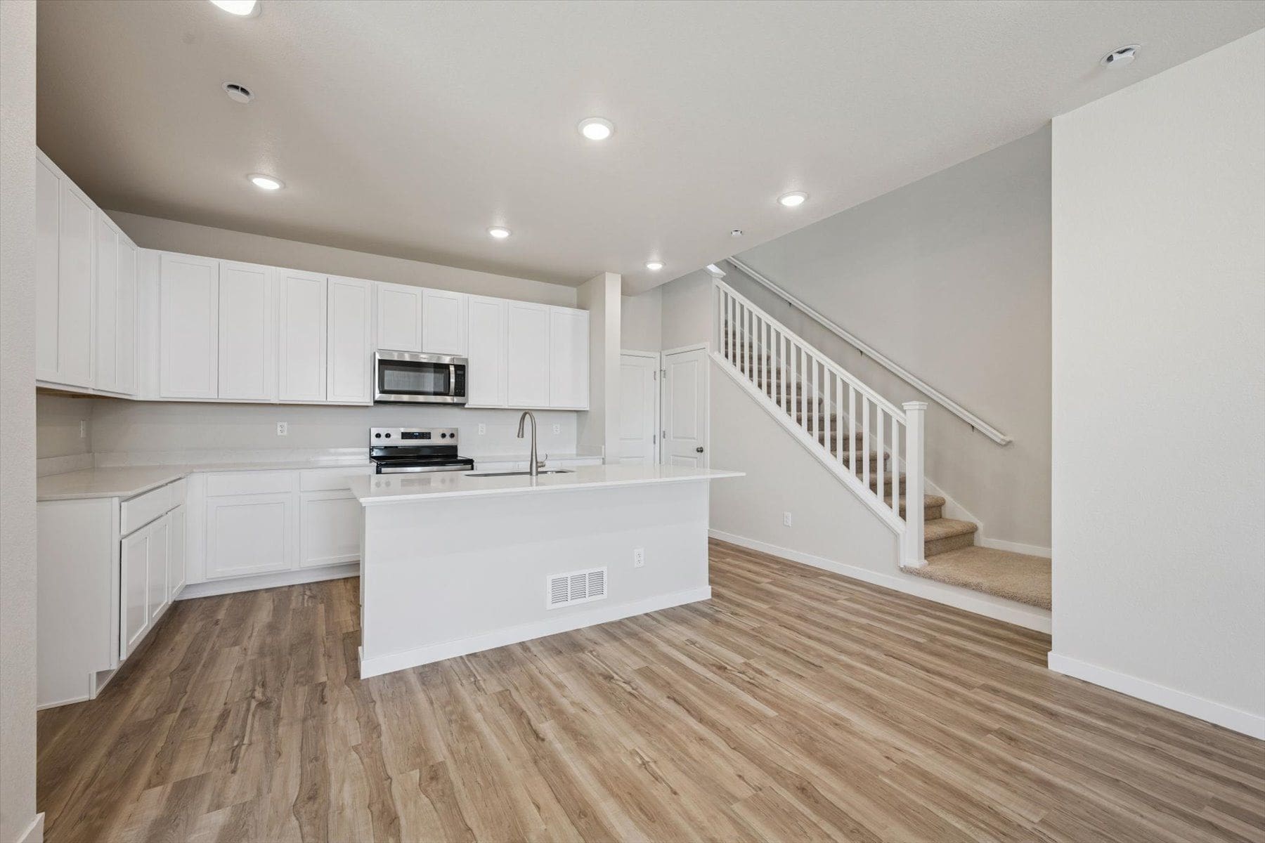 Calle Versailles, 4613 N. (The Bellmont | Residencia 21224) - imagen del plano de planta