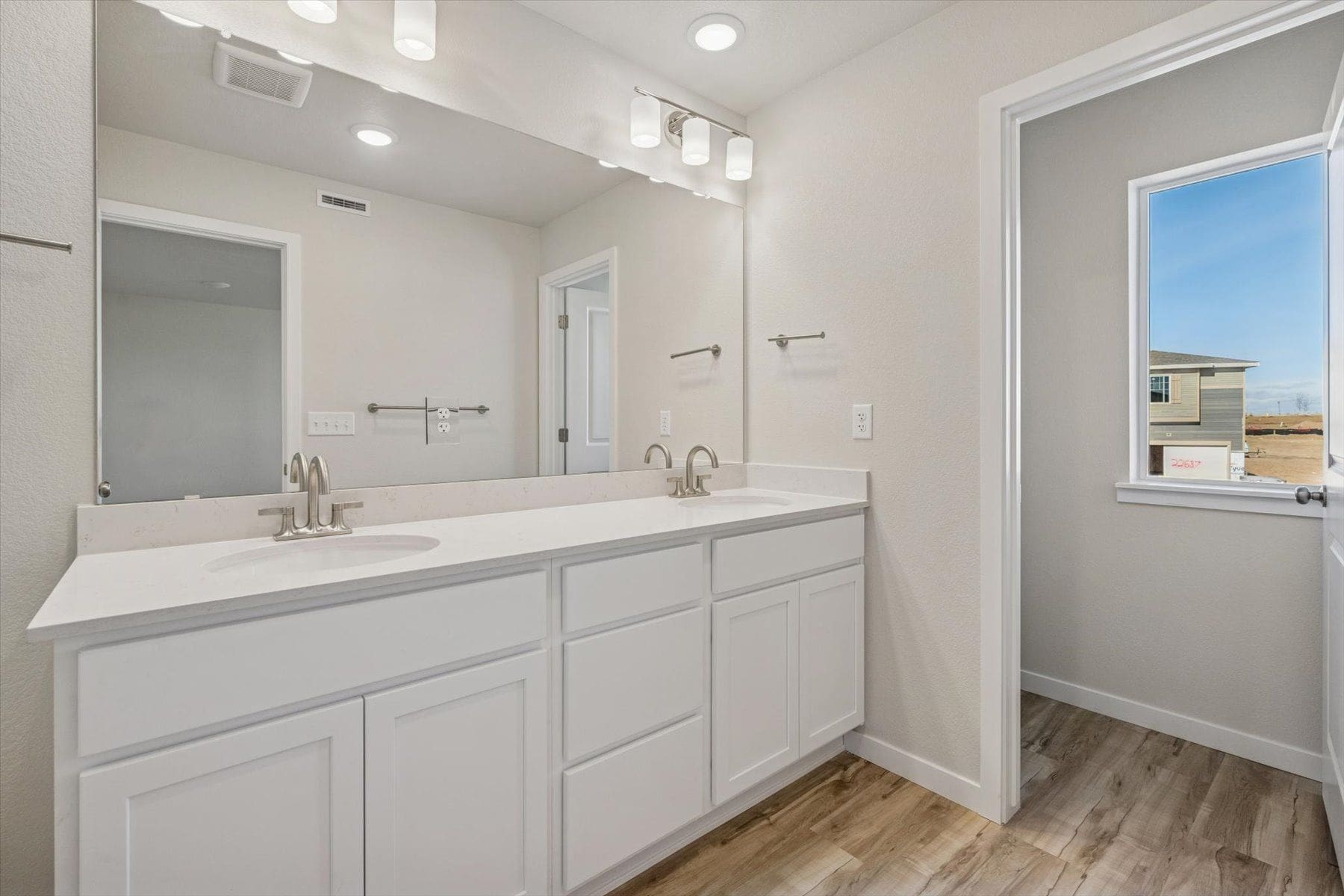 Calle Versailles, 4593 N. (The Bellmont | Residencia 21224) - imagen del plano de la vivienda