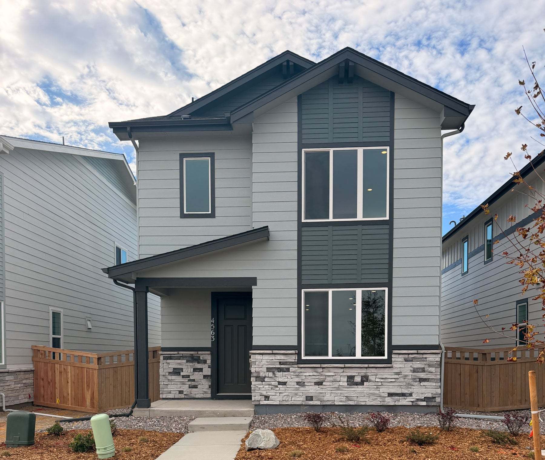 Calle Versailles, 4563 (The Winslow | Residencia 21325)